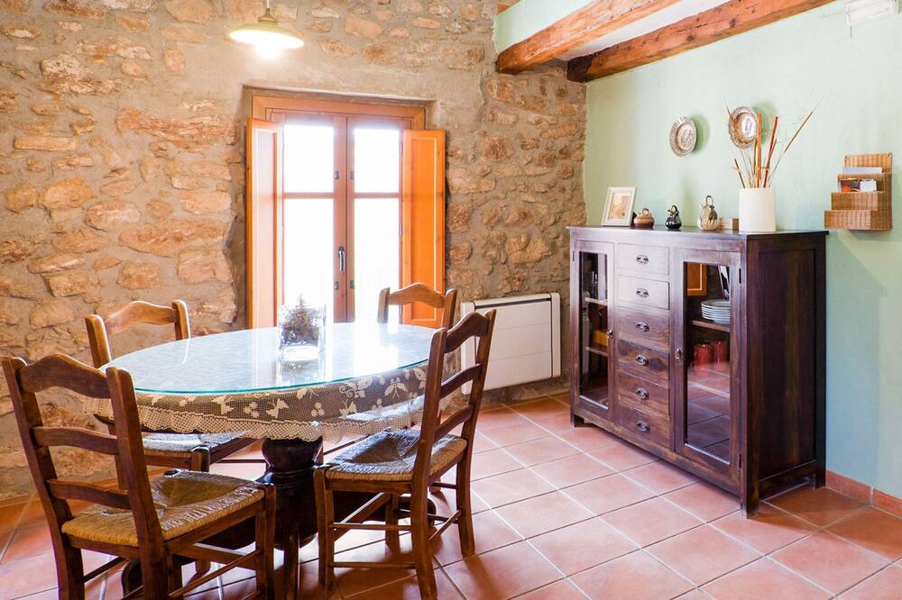 Photo of Livingroom in Pira