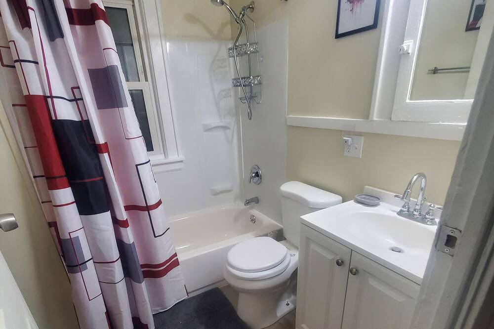 Photo of Bathroom in Garfield Heights