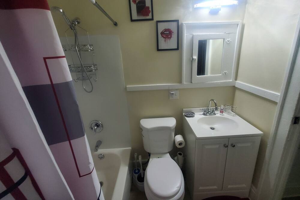 Photo of Bathroom in Garfield Heights