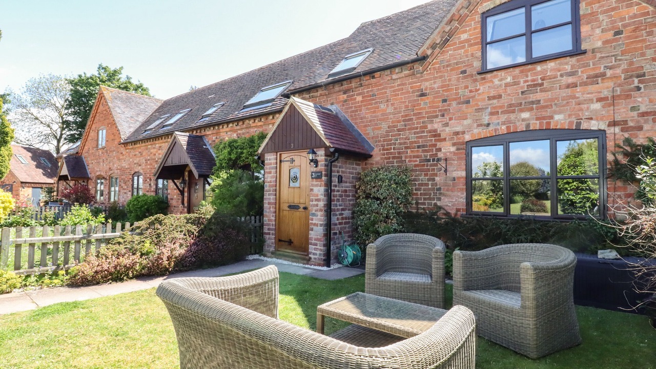 Photo of Others in Pershore