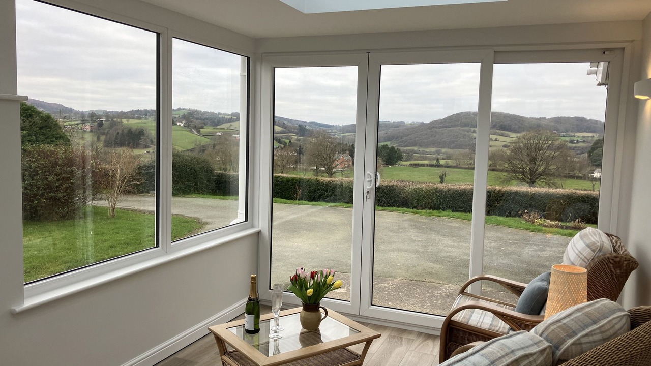 Photo of Others in Kingswood