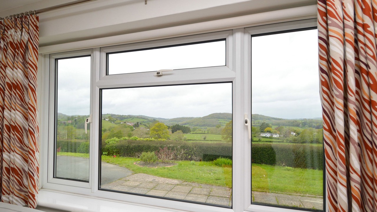 Photo of Others in Kingswood