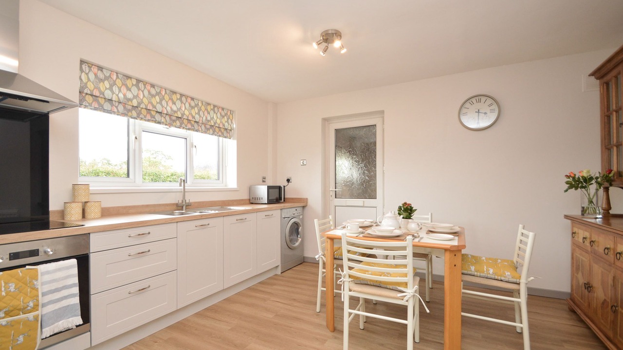 Photo of Others in Kingswood