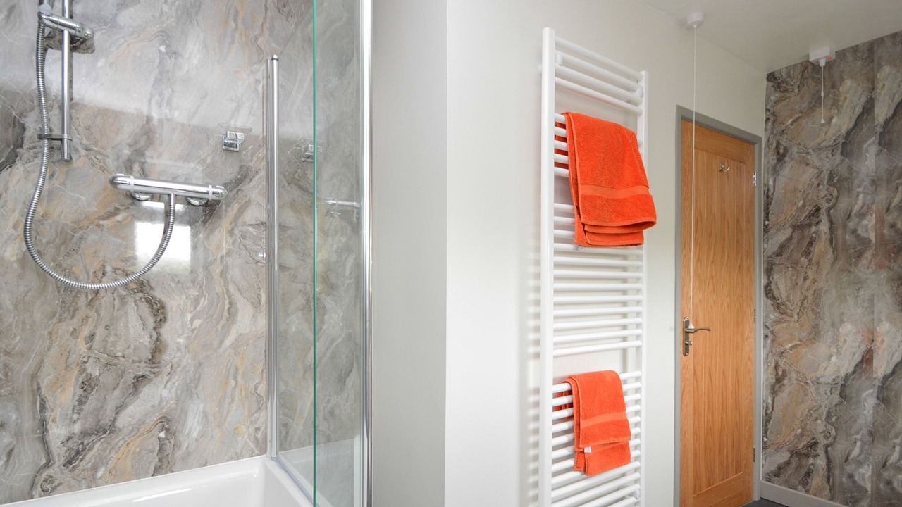 Photo of Others in Kingswood