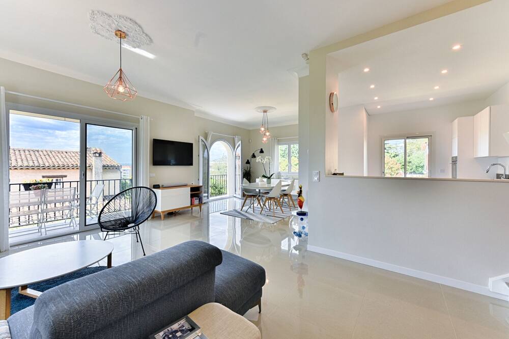 Photo of Others in Caucade