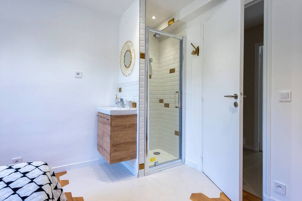 Photo of Bathroom in Caucade