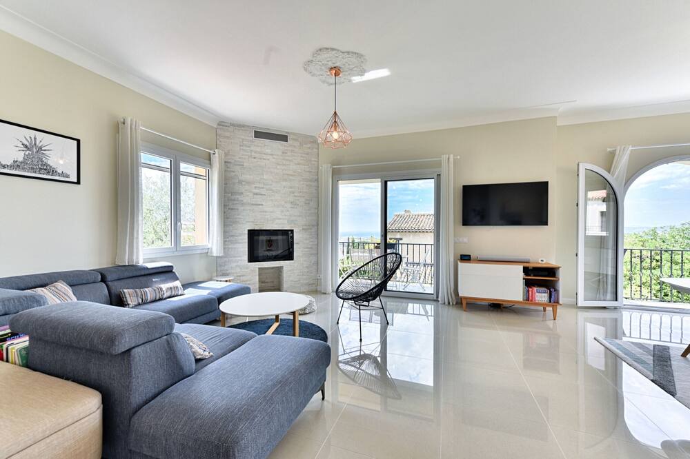 Photo of Livingroom in Caucade