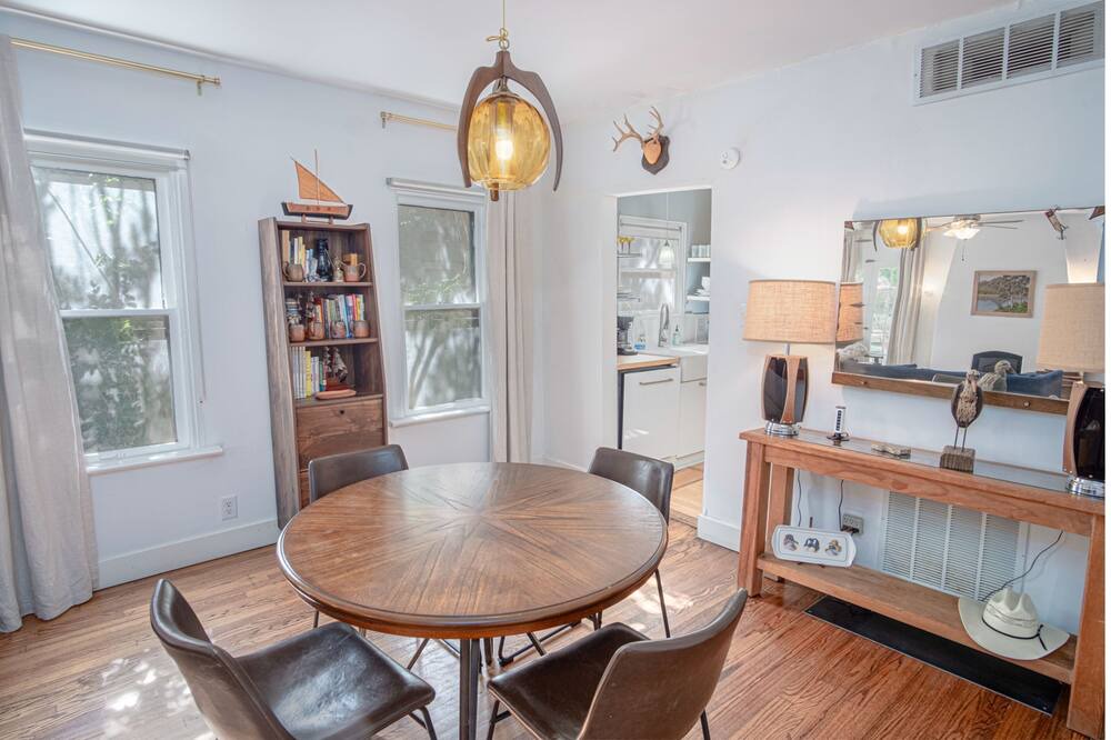 Photo of Kitchen in Mahncke Park