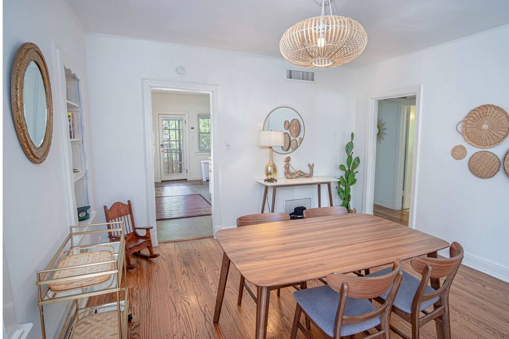 Photo of Kitchen in Mahncke Park