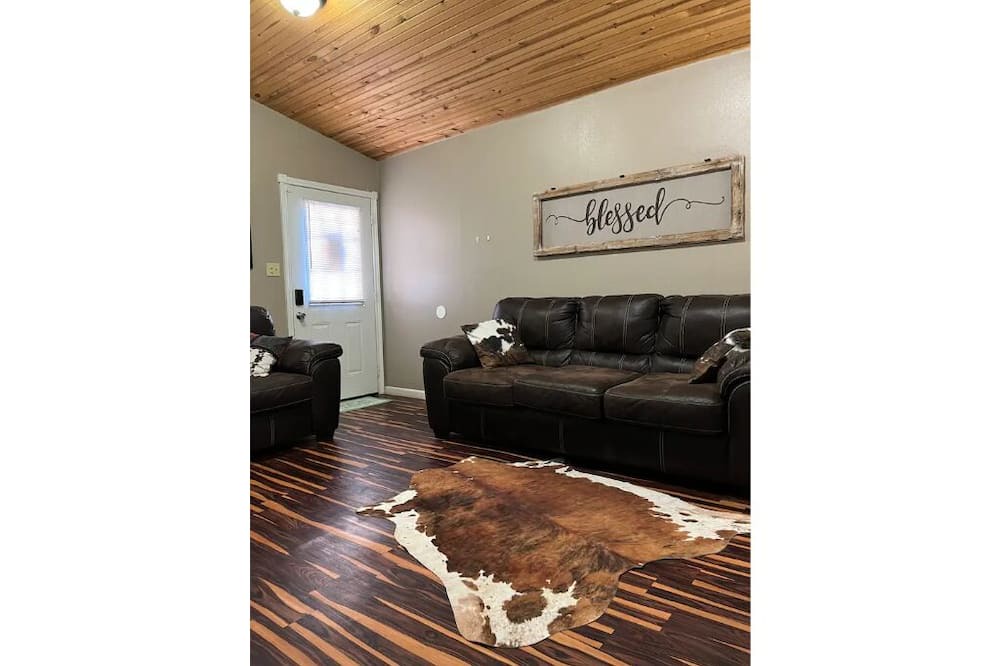 Photo of Bedroom in Sweetwater
