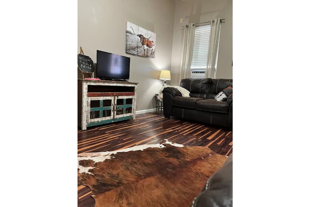 Photo of Bedroom in Sweetwater
