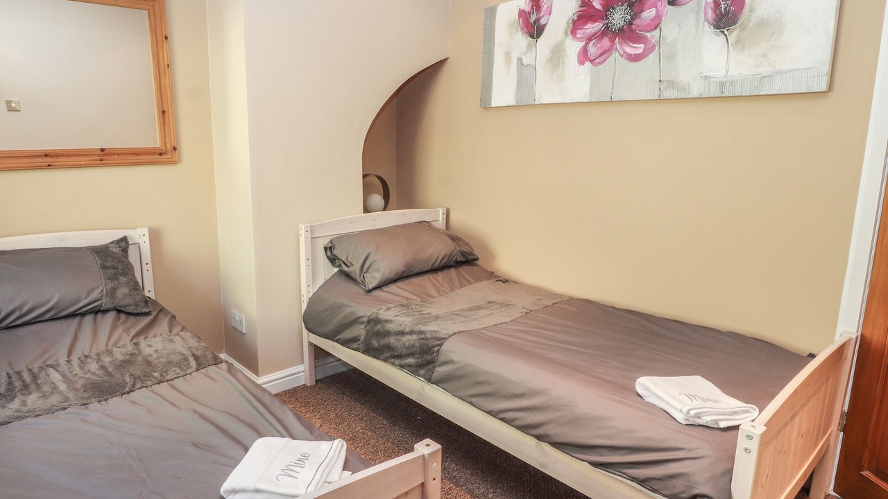 Photo of Others in Brymbo