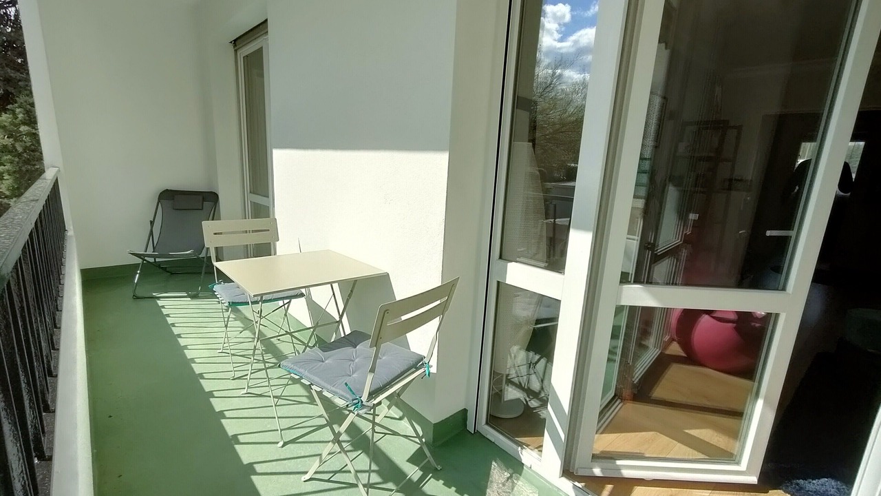 Photo of Outdoor in Jules Verne