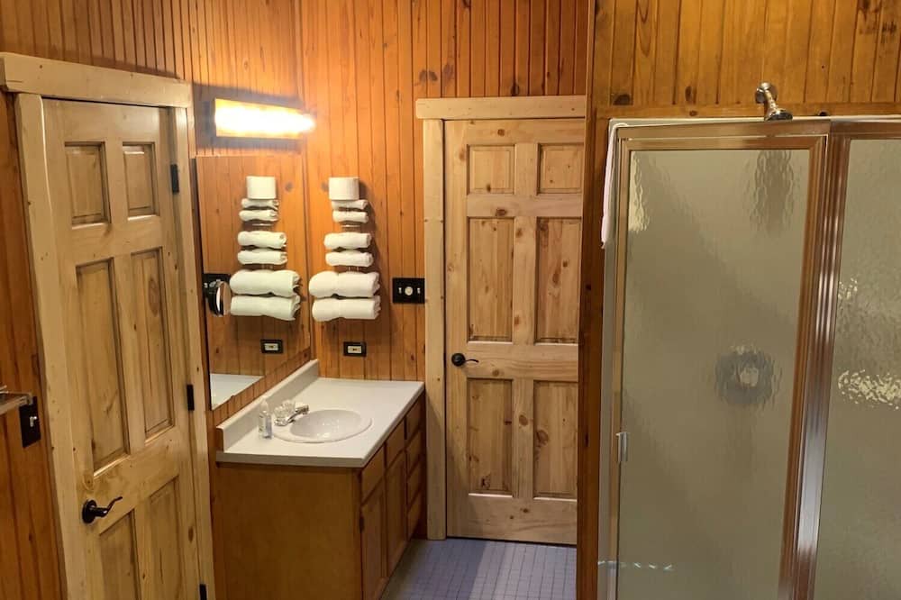 Photo of Bathroom in Oakland