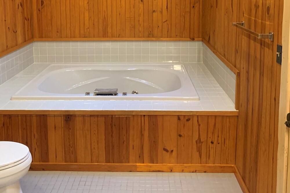 Photo of Bathroom in Oakland