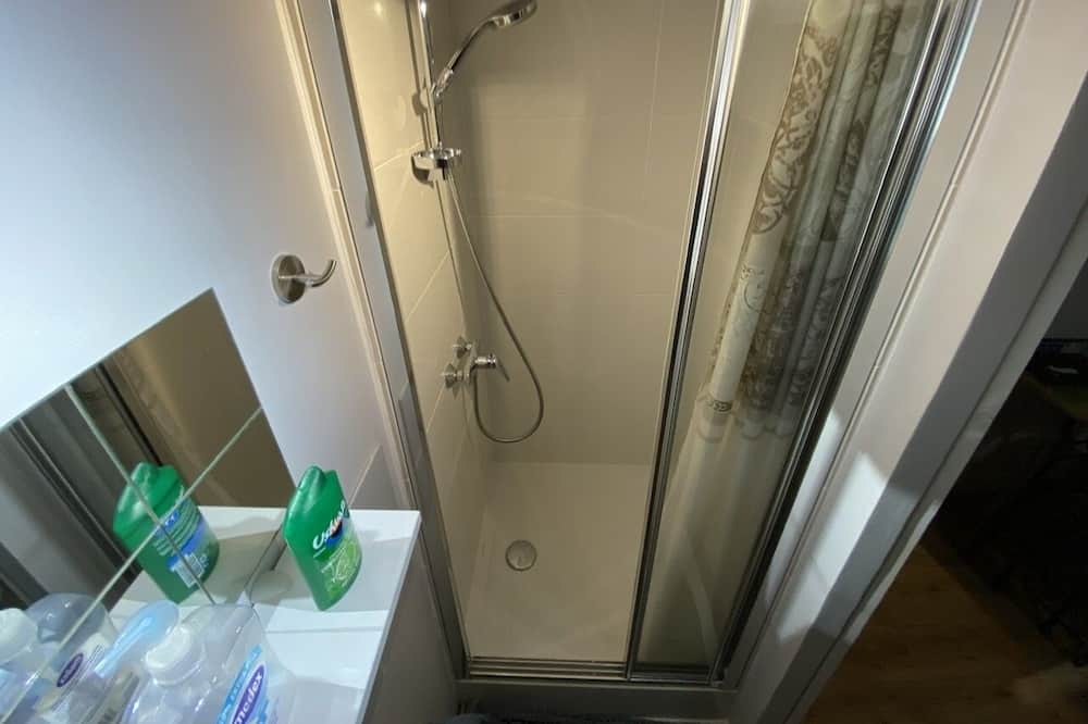 Photo of Bathroom in Beauvais