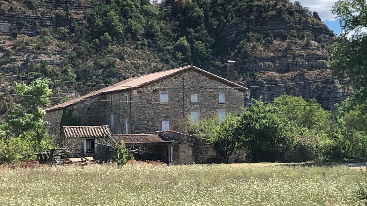 Photo of Outdoor in Poussan