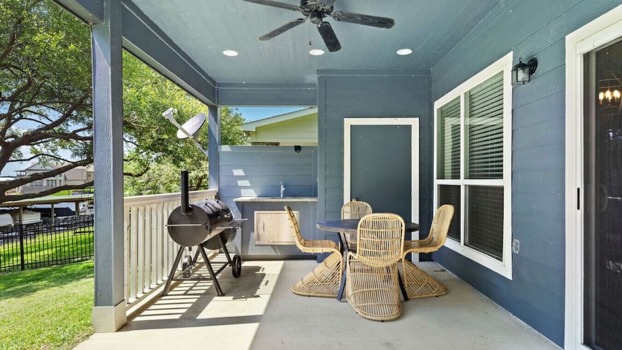 Photo of Patio Balcony in West Livingston
