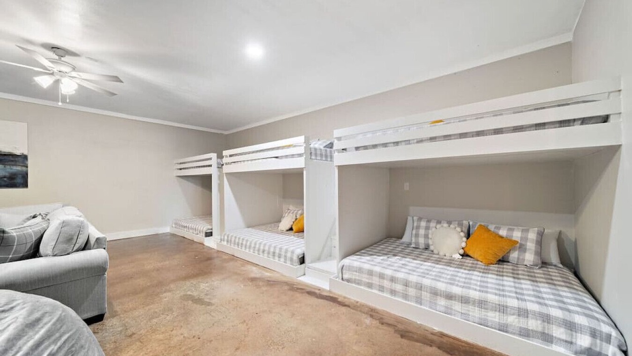 Photo of Bedroom in West Livingston