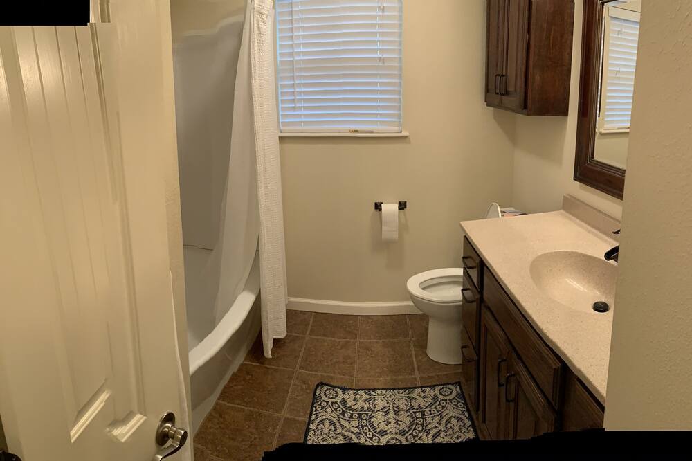 Photo of Bathroom in Norman