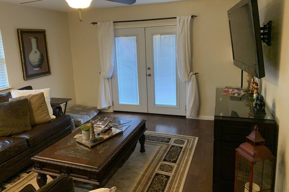 Photo of Livingroom in Norman