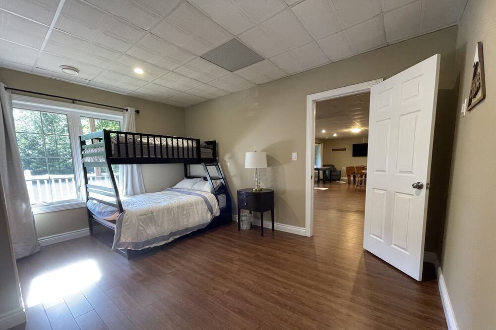 Photo of Bedroom in Huntsville