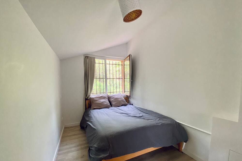 Photo of Bedroom in Le Penon