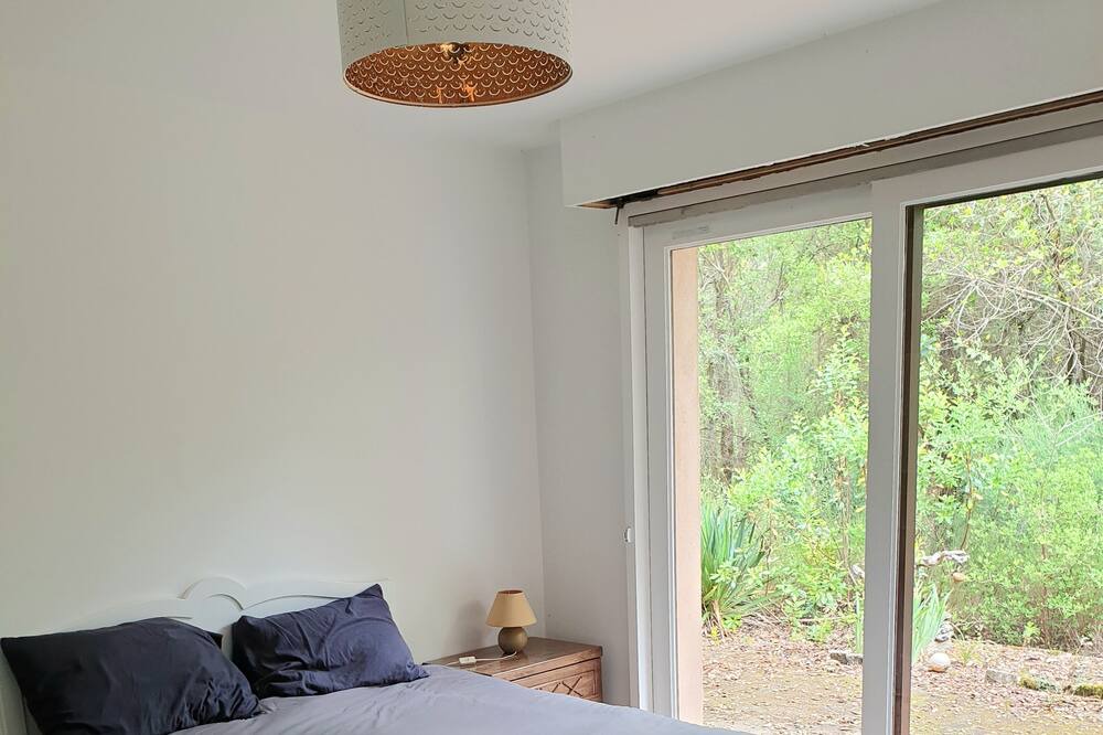 Photo of Bedroom in Le Penon