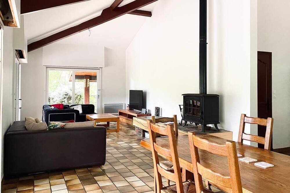 Photo of Livingroom in Le Penon