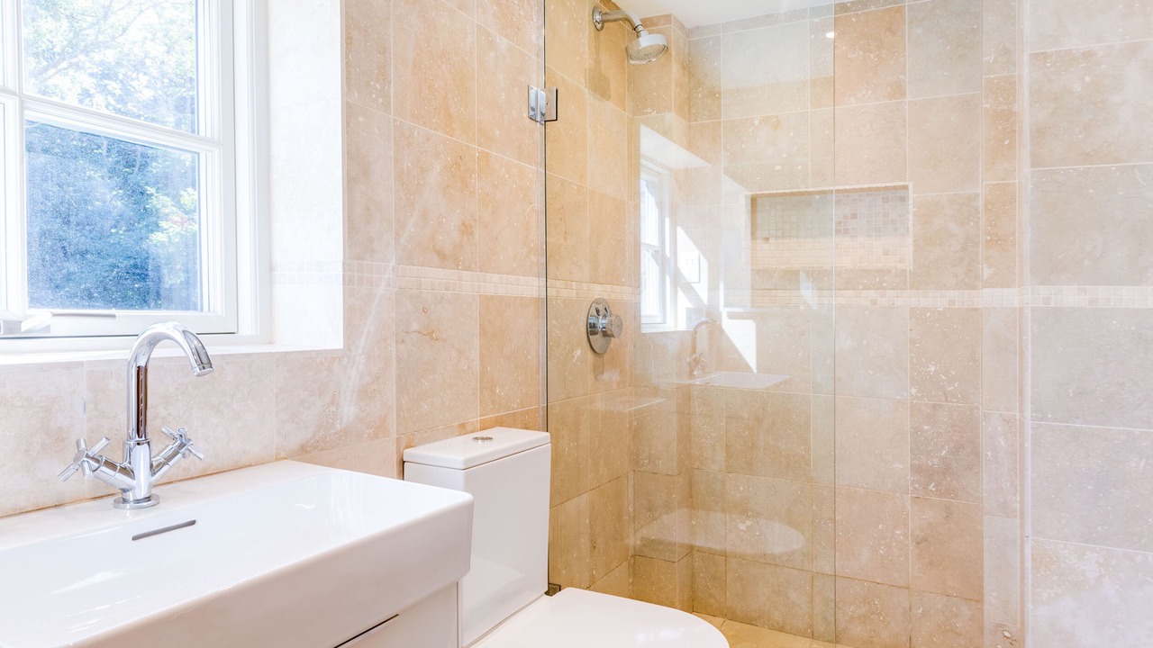 Photo of Bathroom in Trebetherick