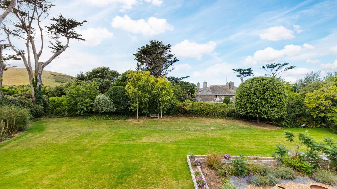 Photo of Others in Trebetherick