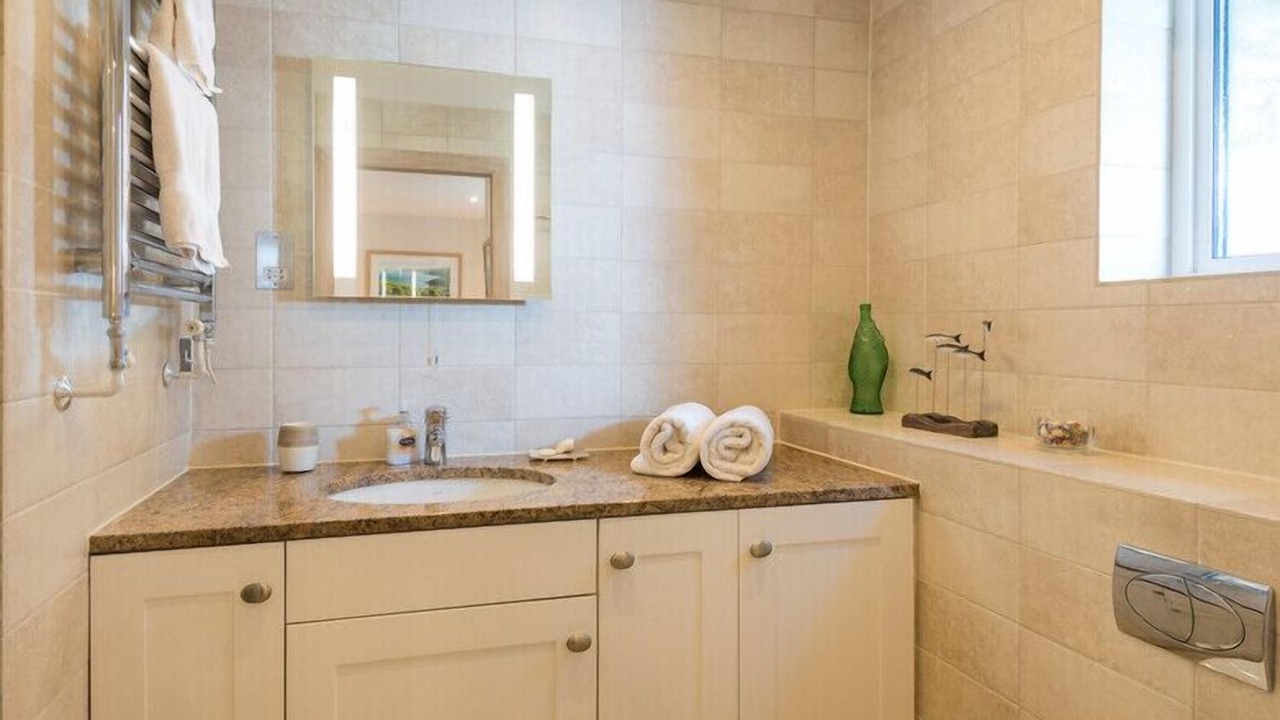 Photo of Others in Treator