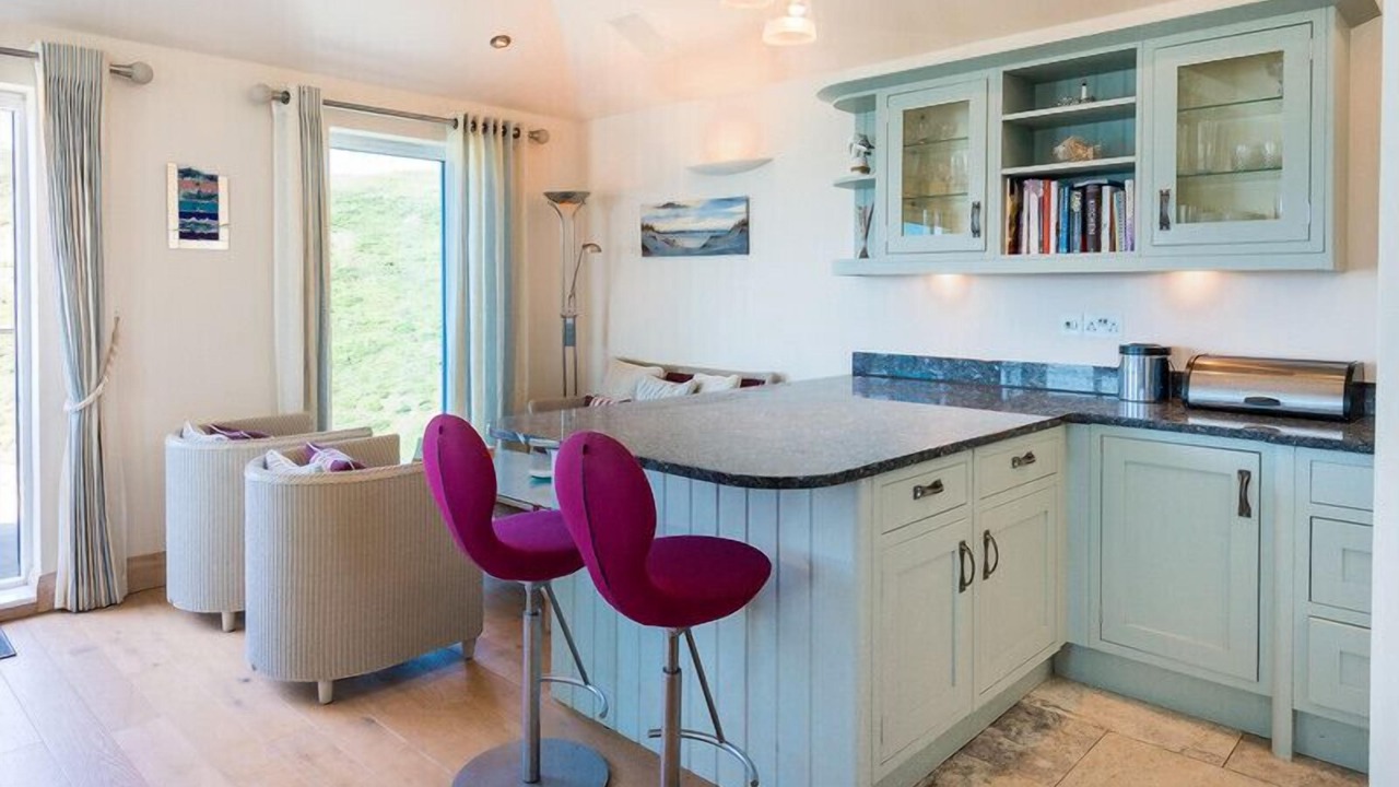 Photo of Others in Treator