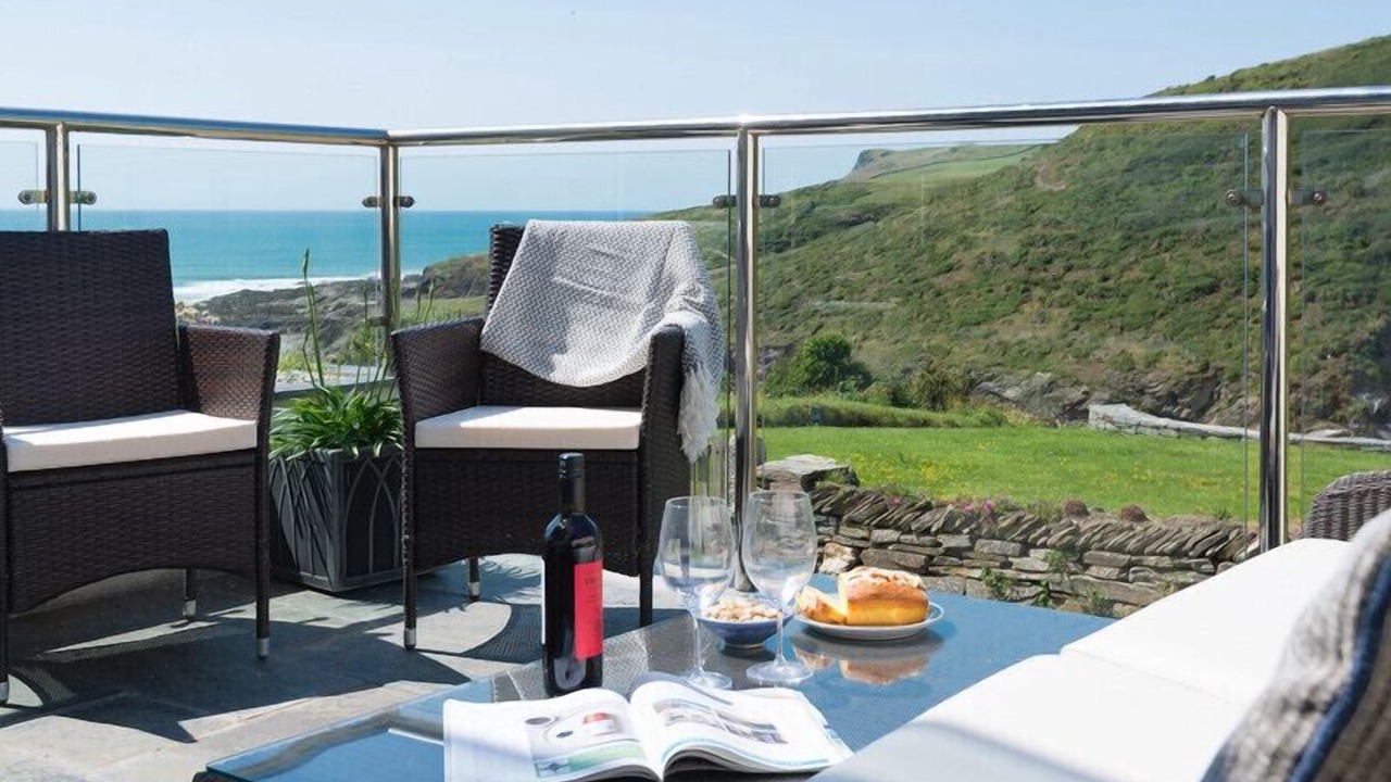 Photo of Others in Treator