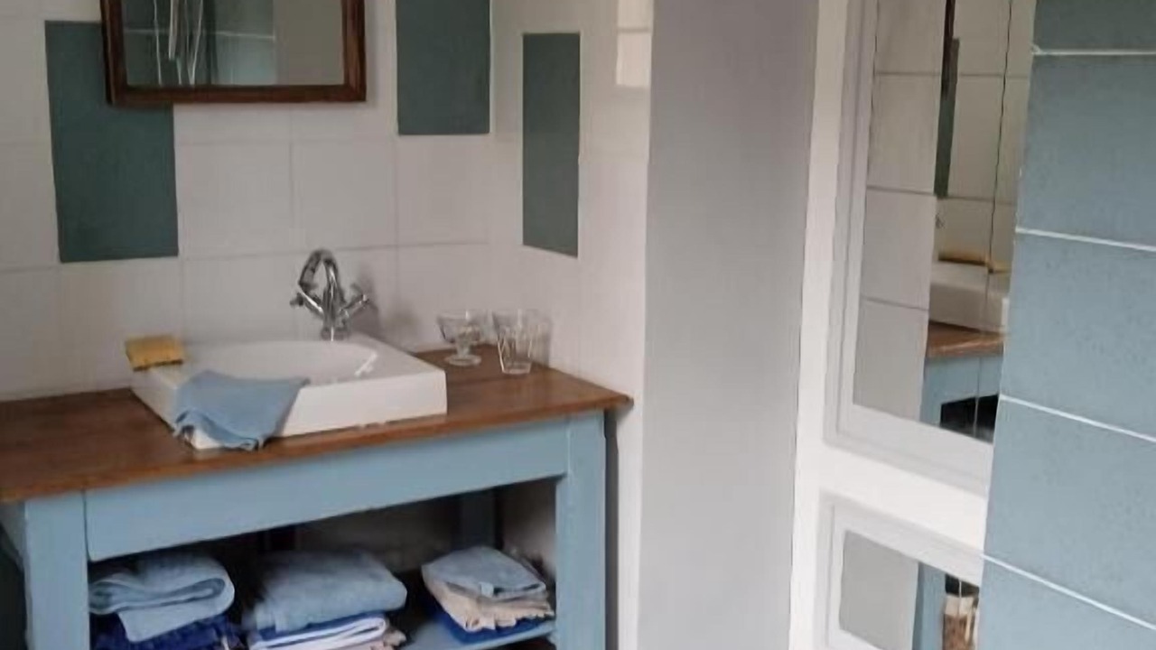 Photo of Bathroom in Saint-Antoine-de-Breuilh