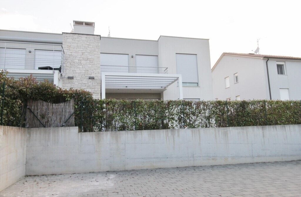 Photo of Outdoor in Basanija