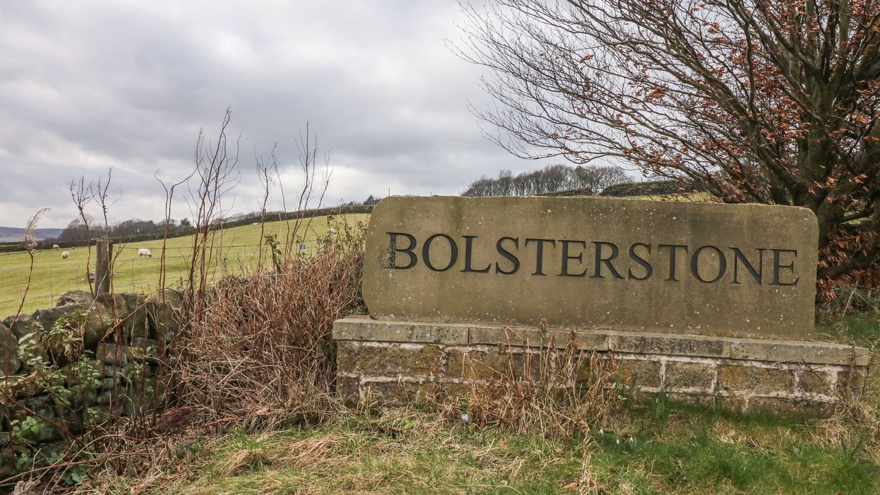 Photo of Others in Hoylandswaine