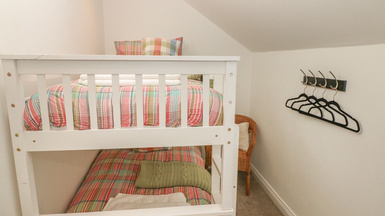 Photo of Others in Hoylandswaine