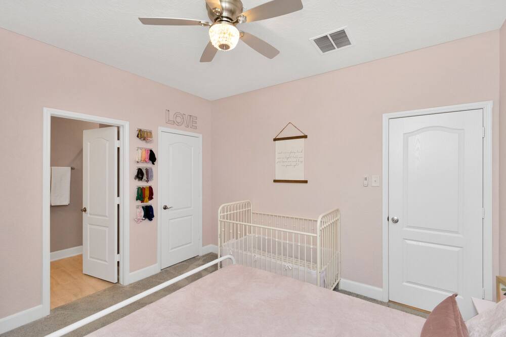 Photo of Bedroom in Lake Houston