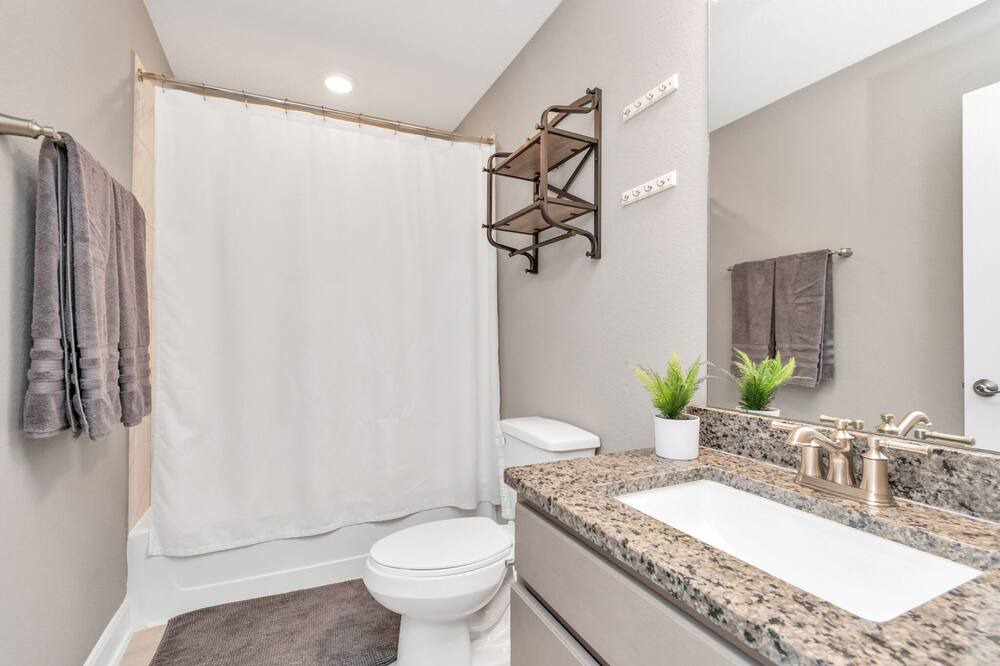 Photo of Bedroom in Lake Houston