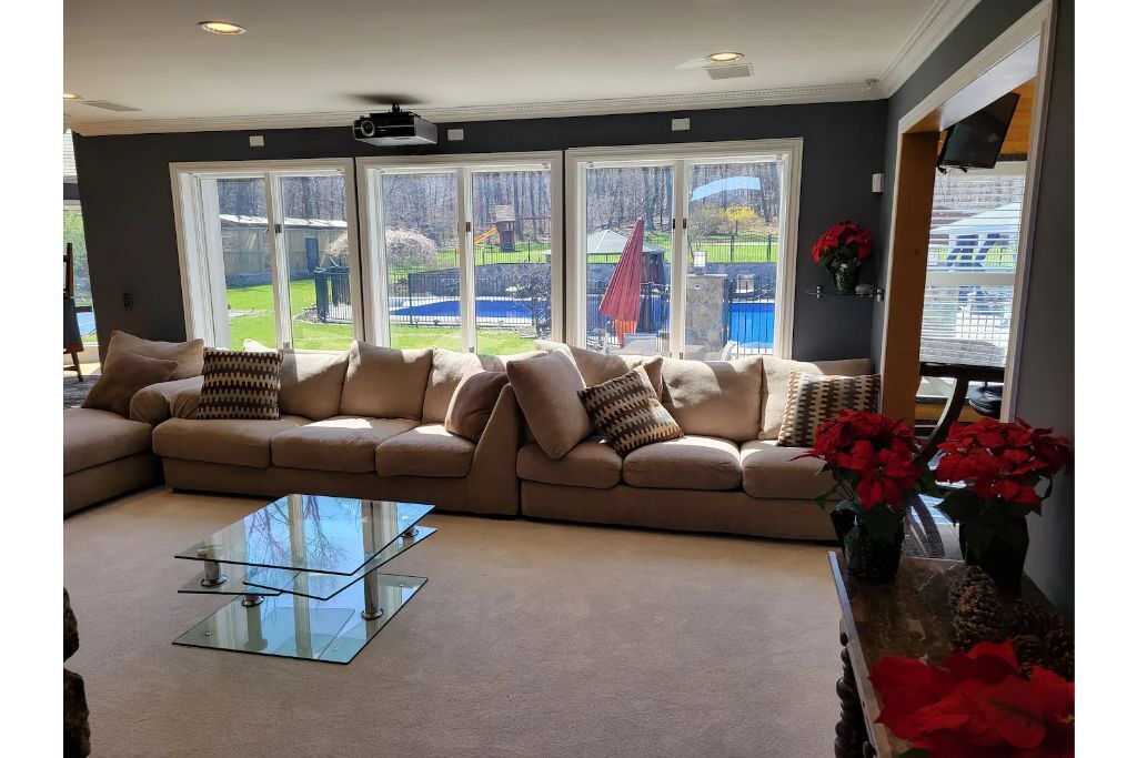 Photo of Livingroom in Pomona