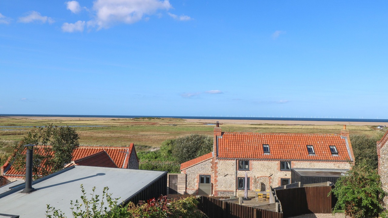 Photo of Outdoor in Salthouse