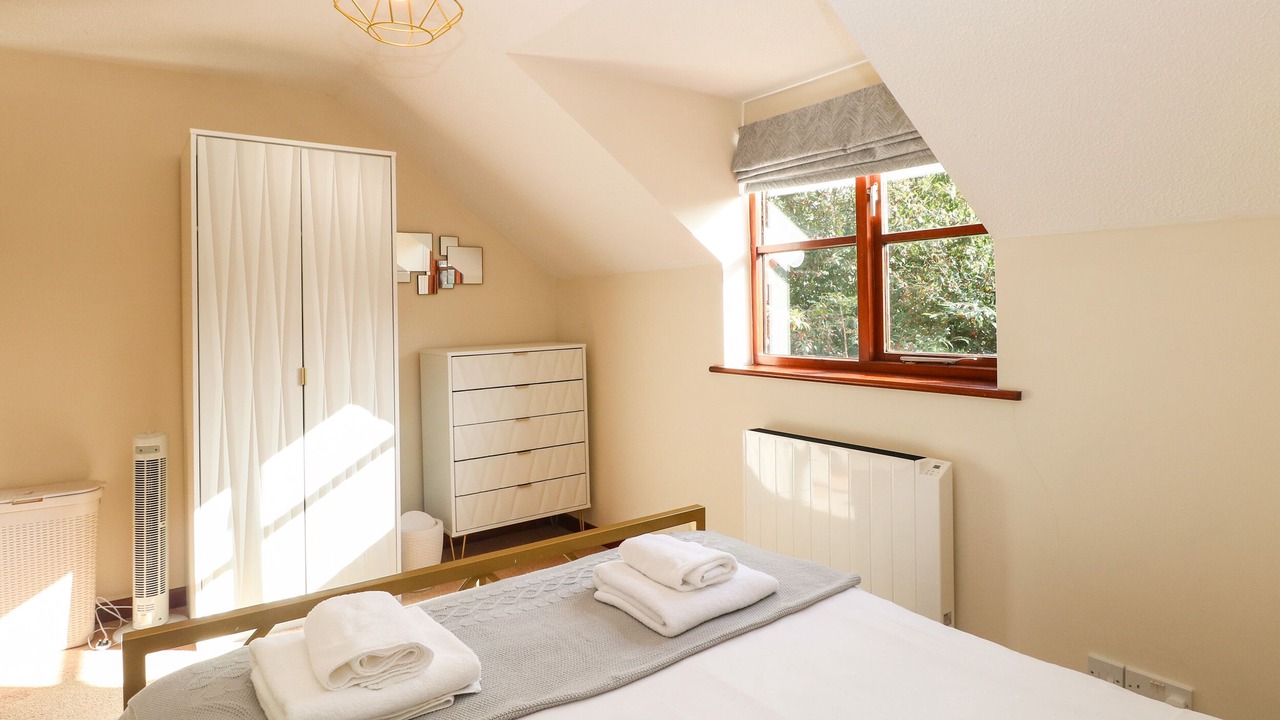 Photo of Others in Salthouse