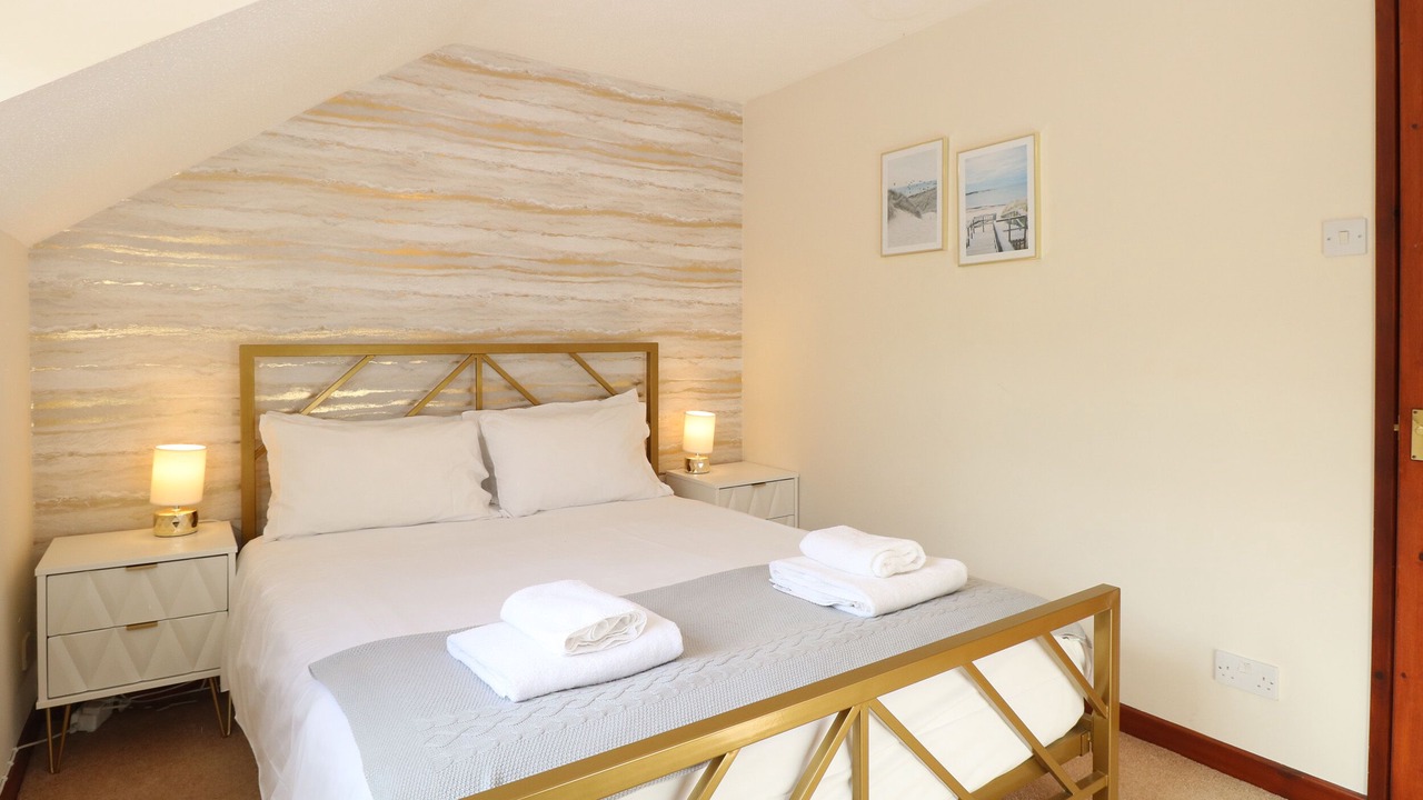 Photo of Others in Salthouse