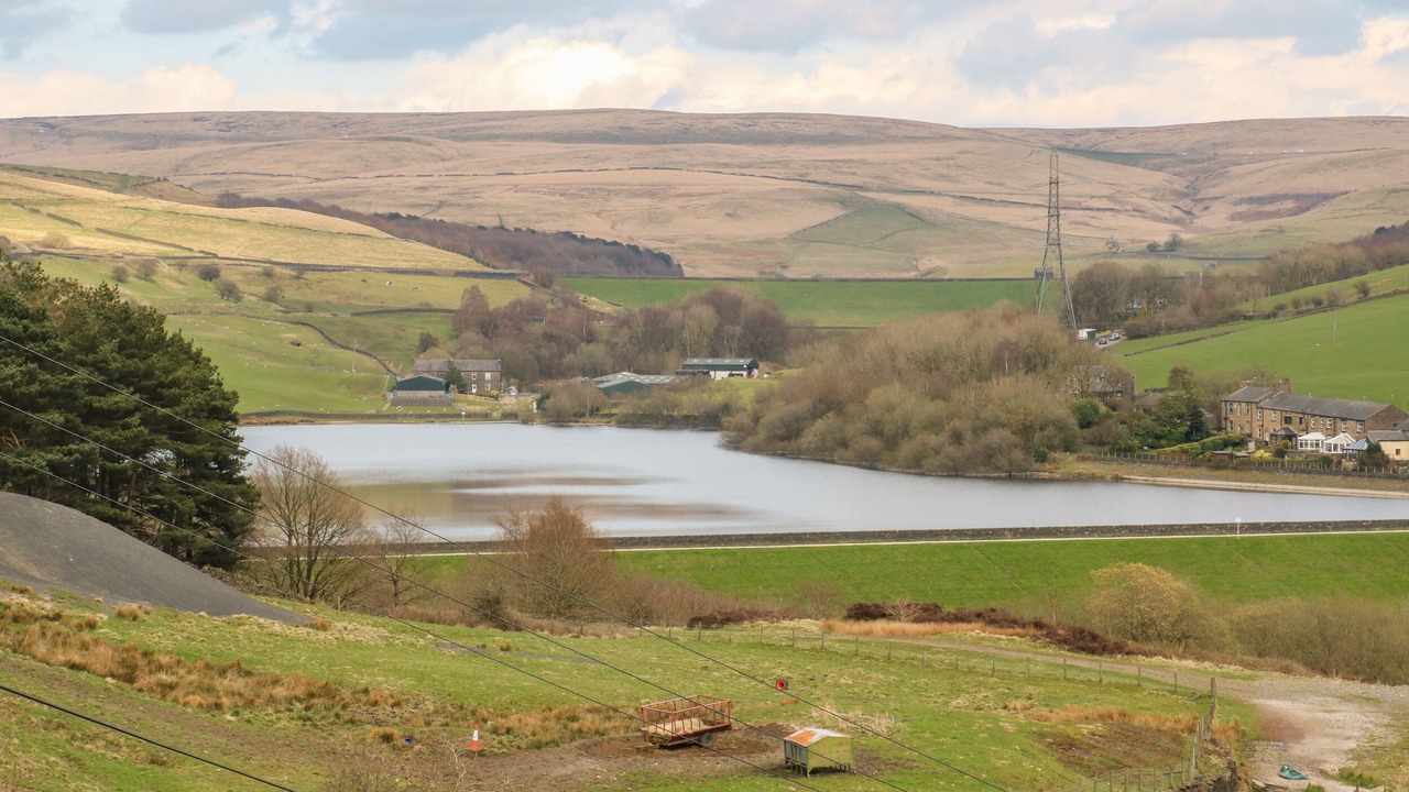 Photo of Others in New Hey