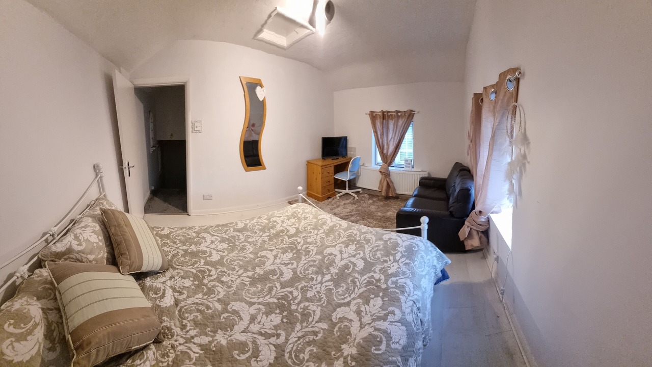 Photo of Others in Chorlton-by-Backford