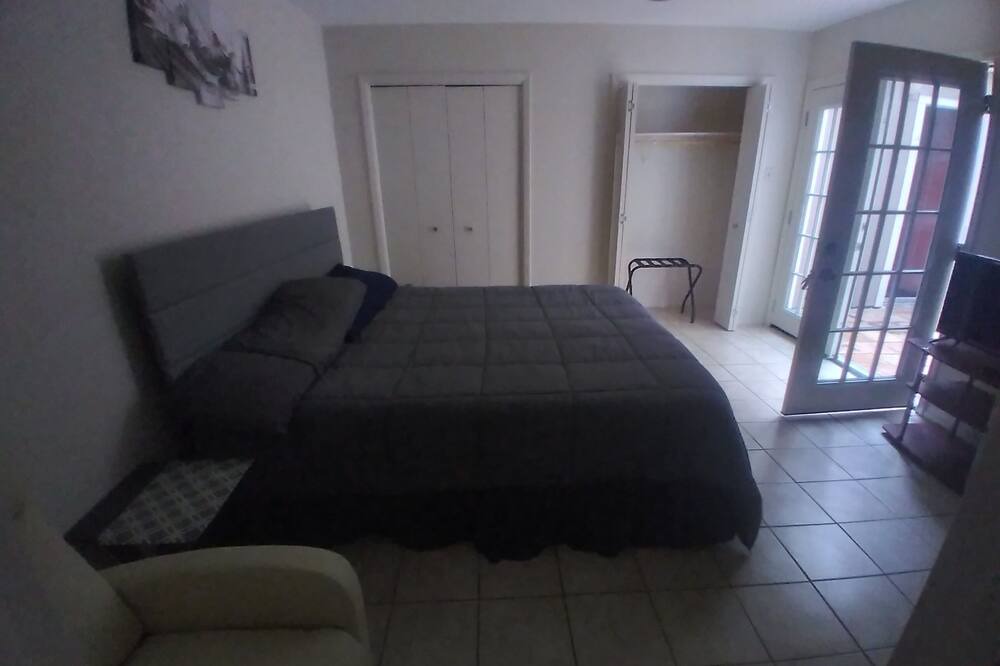 Photo of Bedroom in Parker Lane