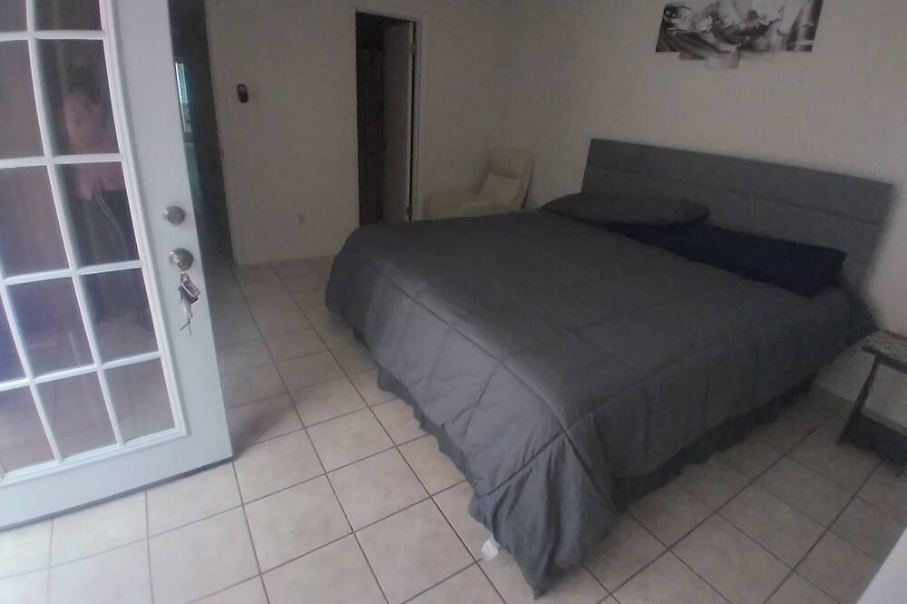 Photo of Bedroom in Parker Lane