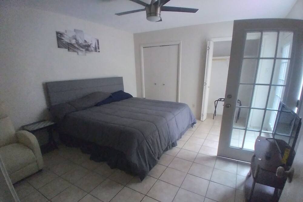 Photo of Bedroom in Parker Lane