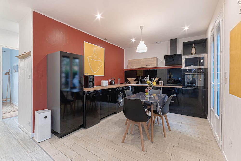 Photo of Kitchen in Cognac-la-Foret